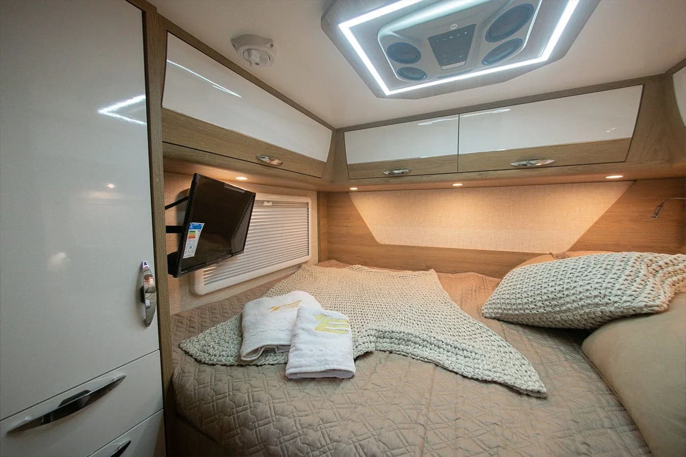 Aura 760 - Interna 6