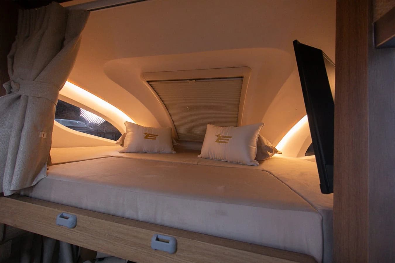 Aura 760 - Interna 18