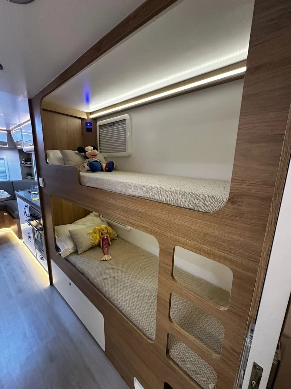 Atlas 7000 - Interna 14