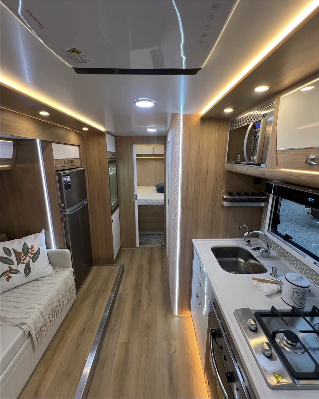 Atlas 7000 - SLD - Interior 6