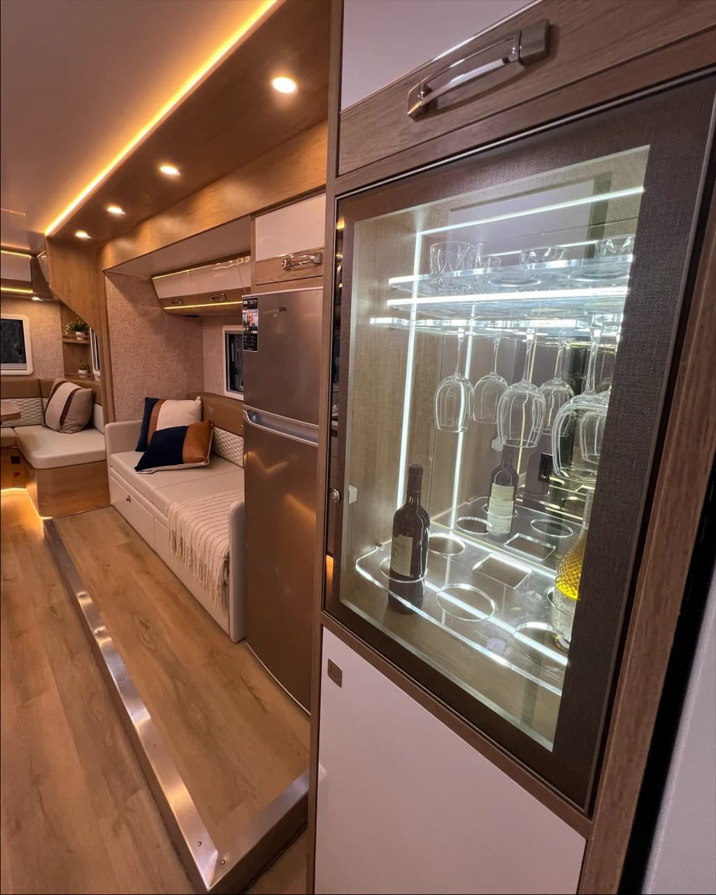Atlas 7000 - SLD - Interior 8
